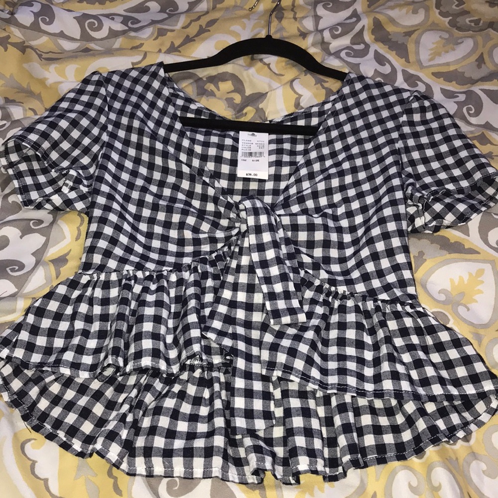 Front tie top Pacsun